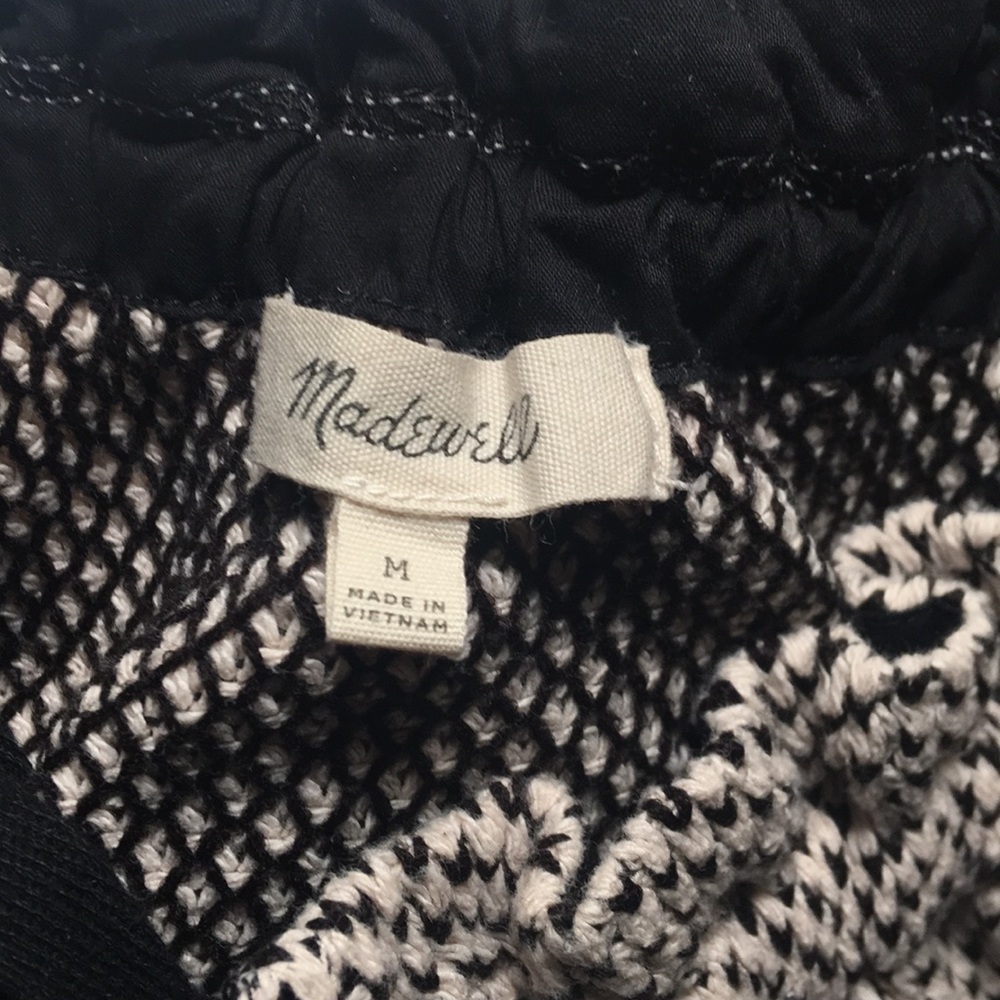 Texture & Thread Tie-Neck Halter Top - Picture 3 of 6